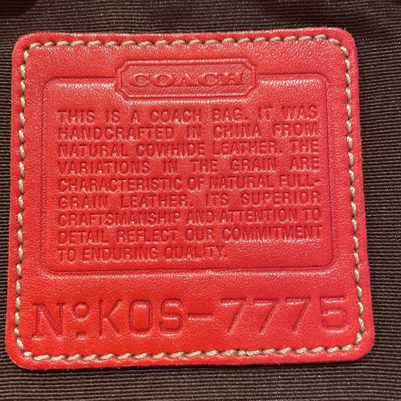 Coach Vintage Smooth LeatherWare “1941” Coral Red Camera/Messenger/Xbody Bag - Picture 8 of 14